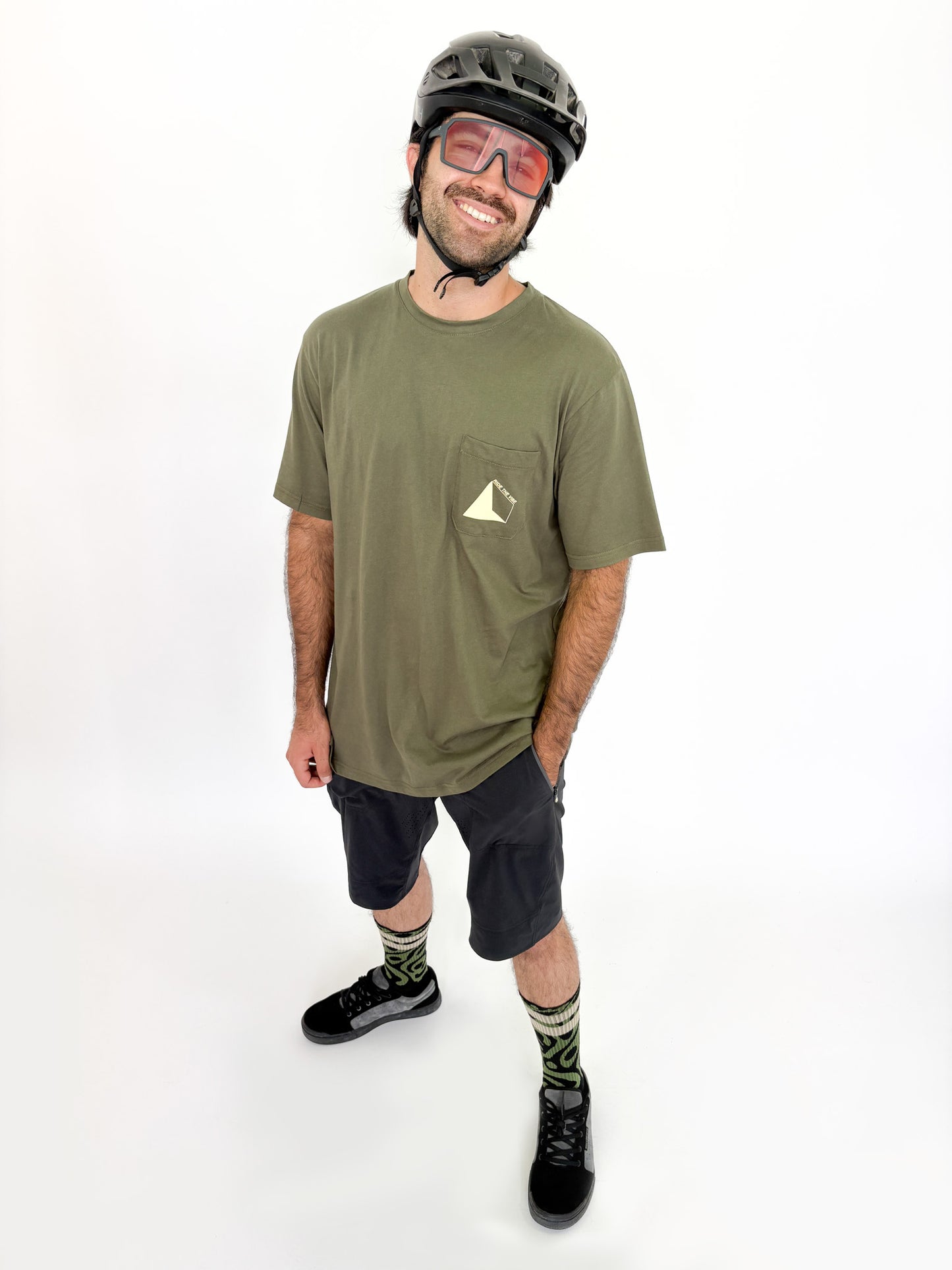 Ride and Chill / T-Shirt Green